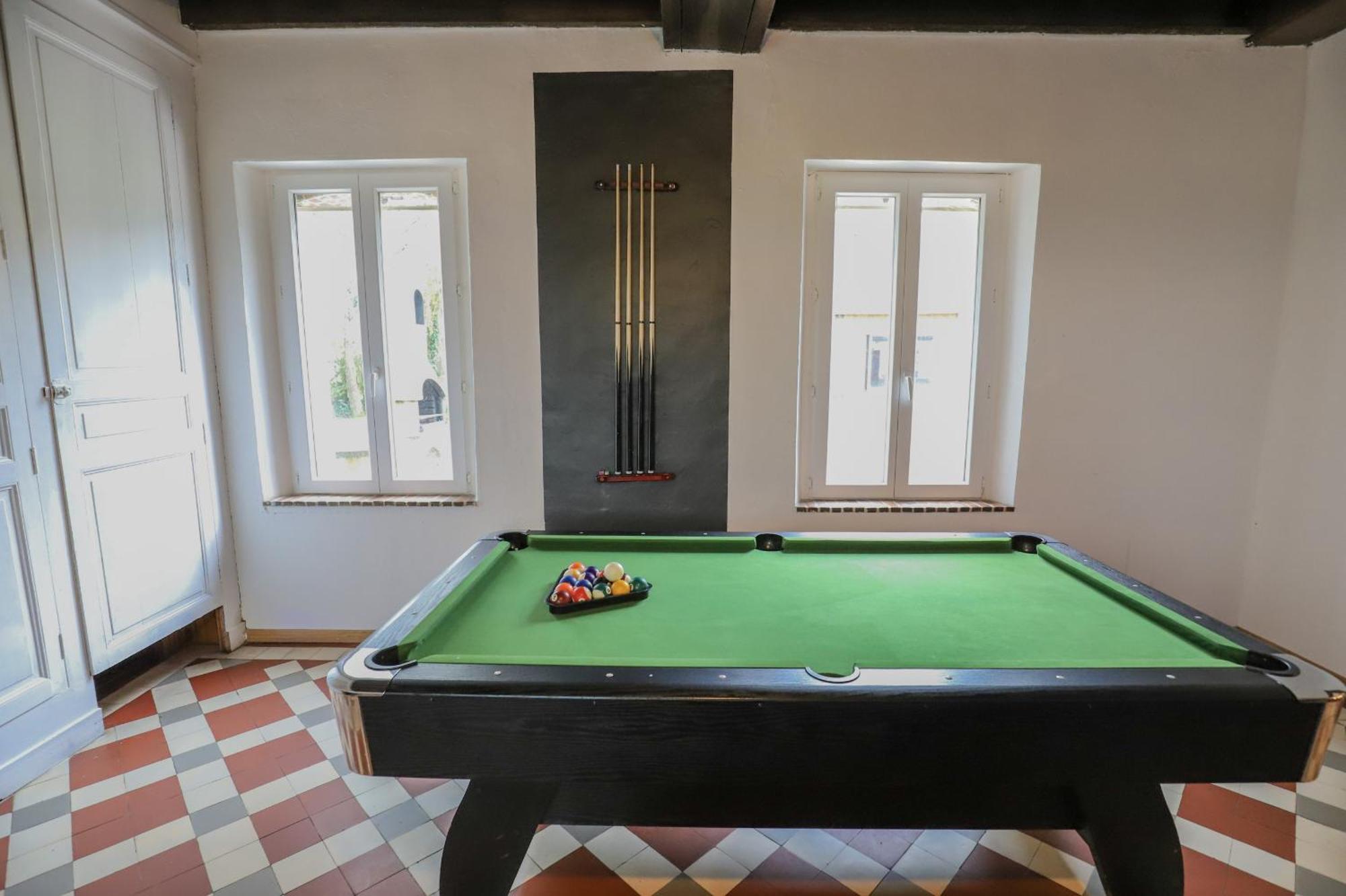 Crazy Villa Champs Corons 61 - Interior Heated Pool - 2H From Paris - 30P Les Menus Экстерьер фото
