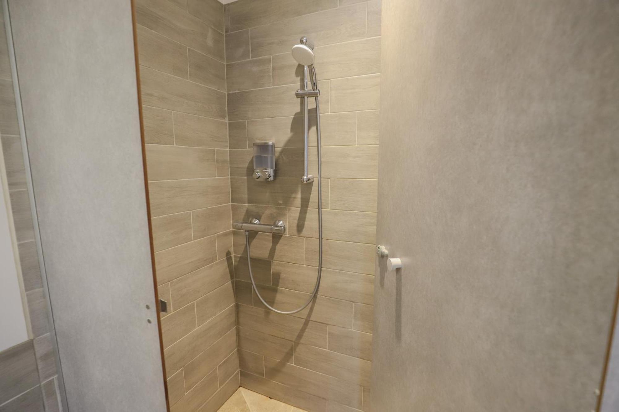 Crazy Villa Champs Corons 61 - Interior Heated Pool - 2H From Paris - 30P Les Menus Экстерьер фото
