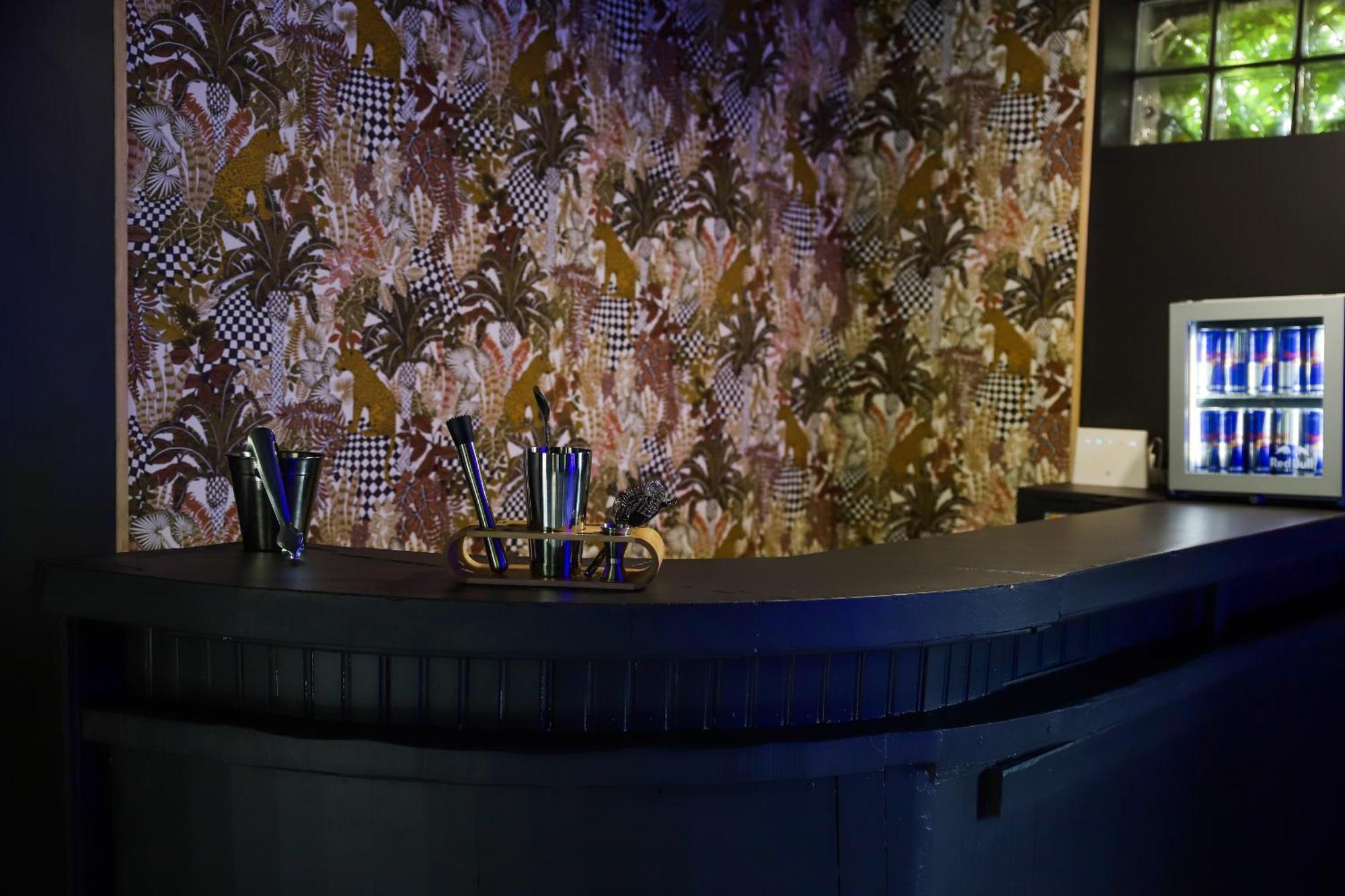 Crazy Villa Champs Corons 61 - Interior Heated Pool - 2H From Paris - 30P Les Menus Экстерьер фото